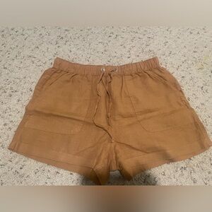 Linen shorts